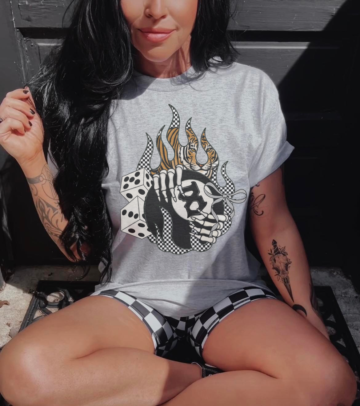 Grunge 8ball Sublimation Tee product image 1