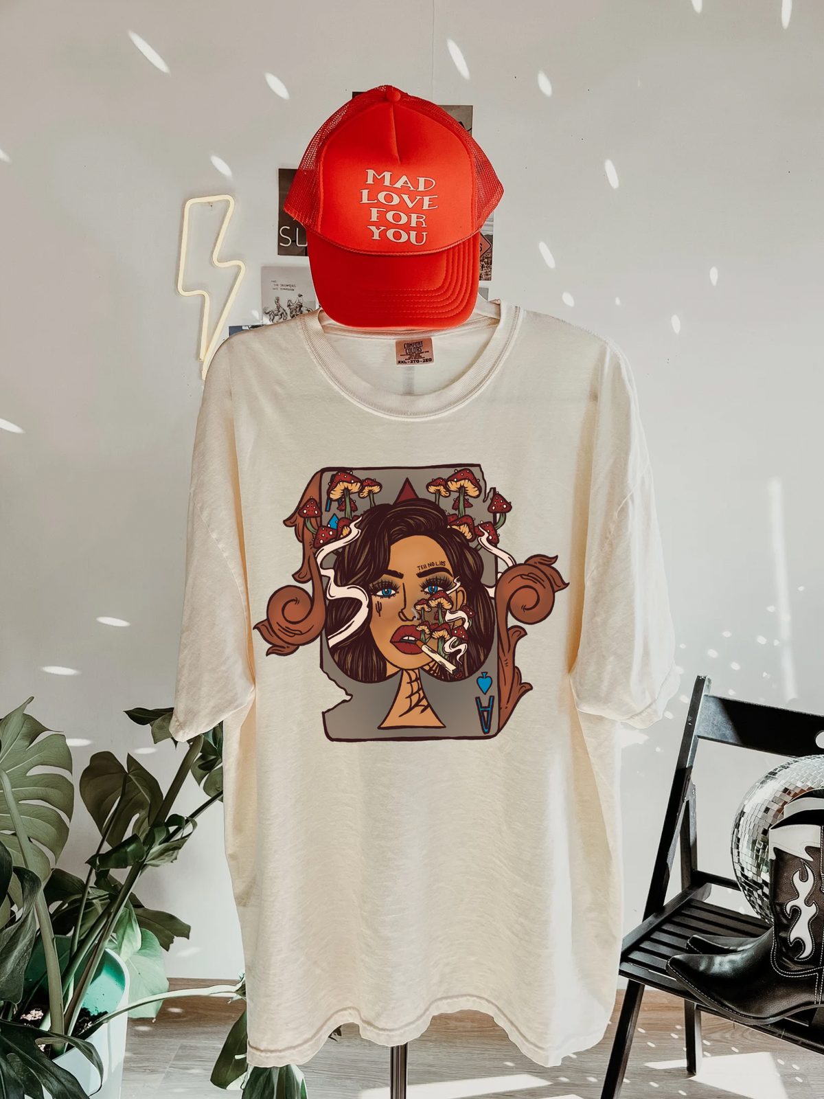 Tell No Lies Tee product image 5