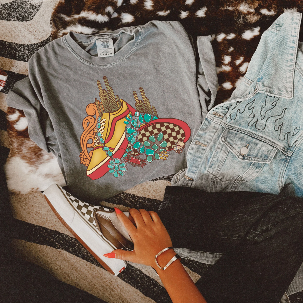 Off The Wall Tee product image 6