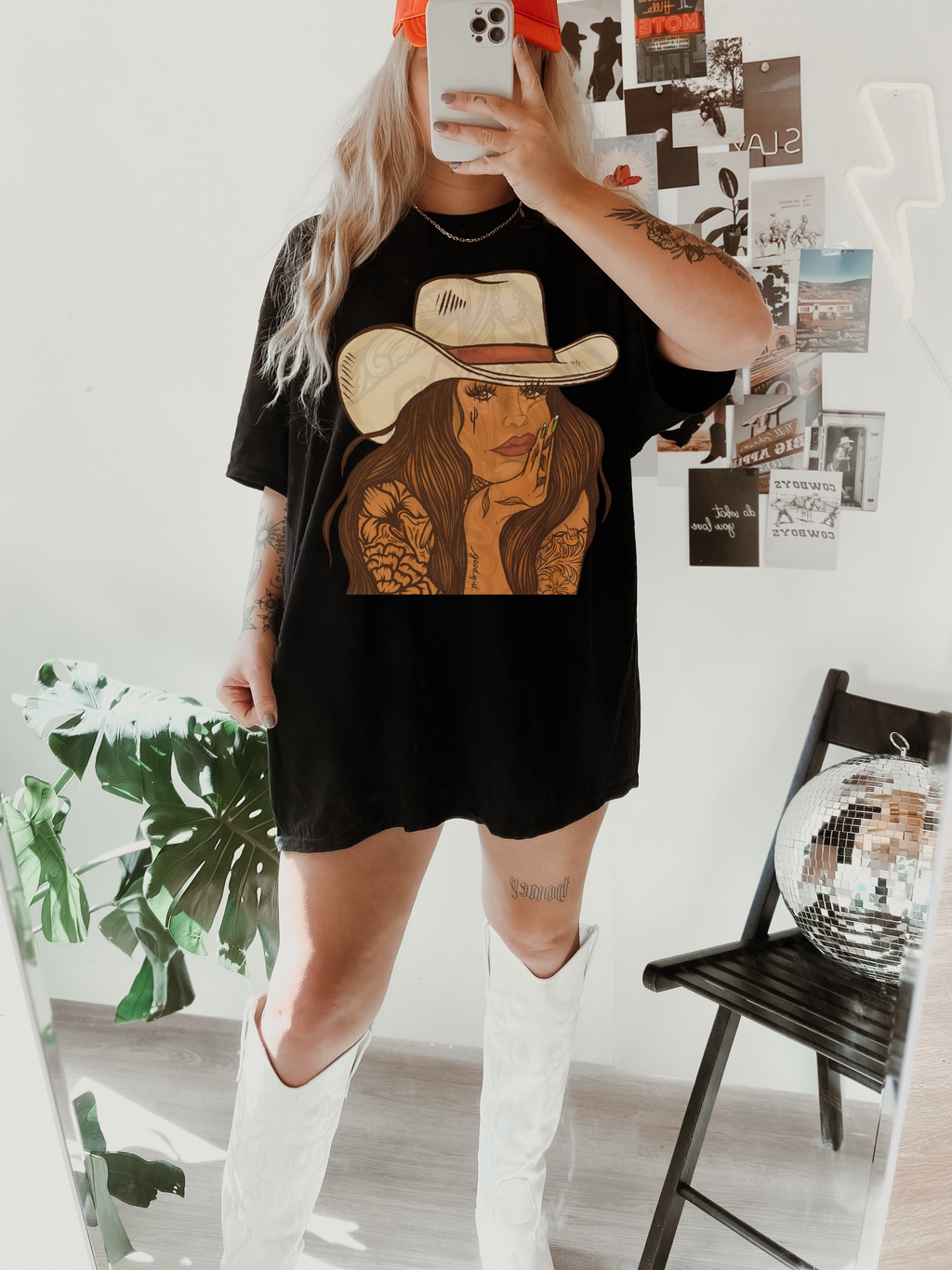 Waitin on a Cowboy Tee product image 3