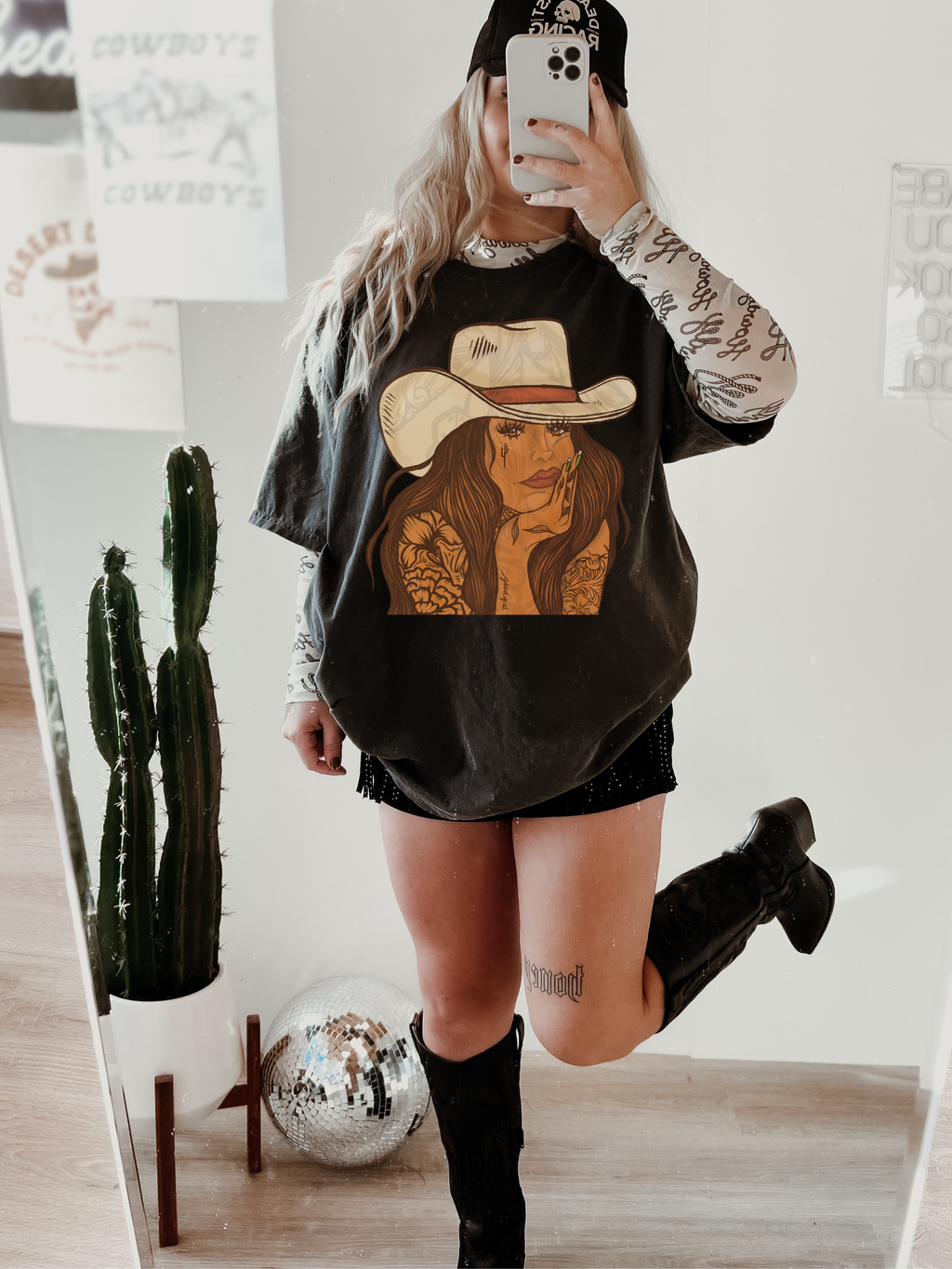 Waitin on a Cowboy Tee product image 4